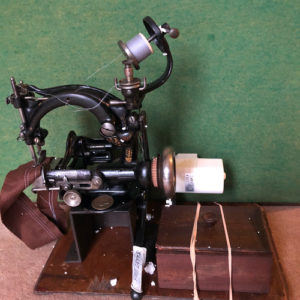 Willcox and Gibbs S200 Straw plait sewing machine